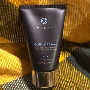 Monat Curl Cream